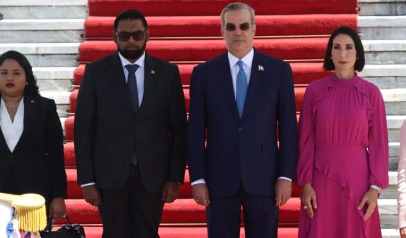 RD se asocia a Guyana para nueva refinería, extraer petróleo y turismo