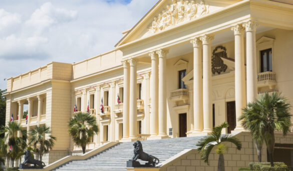 Presidente Abinader crea Gabinete de Lucha Contra el Sargazo