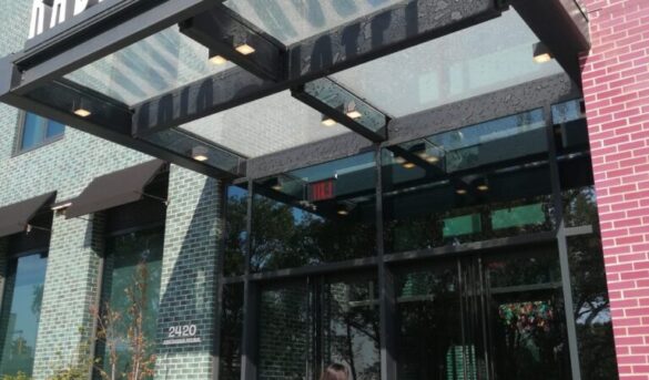 Radio Hotel: El más dominicano de la “Pequeña Quisqueya”