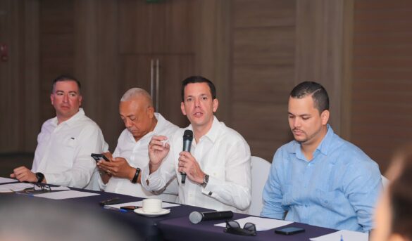 Intrant a operadores turísticos del Este: “Transporte tendrá que ser eficiente y seguro”