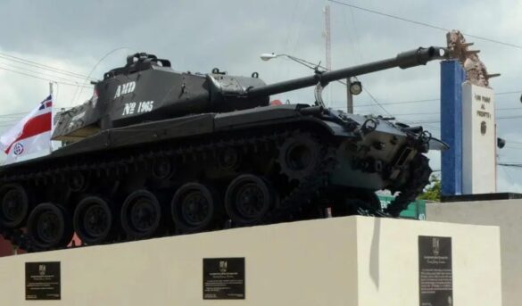 Ciudad con grandes plazas patrióticas, atractivos para turistas y altas torres