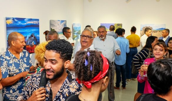 Inauguran exposición fotográfica “Mi país: Aves y Paisajes”