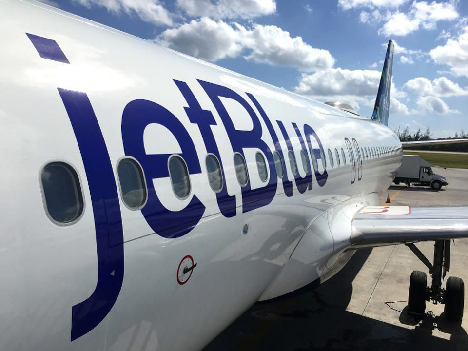 JetBlue lanza oferta: vuelos entre Nueva York y RD desde US$99 el trayecto