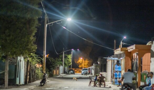 Edesur electrifica puerto turístico Cabo Rojo e ilumina centro de Pedernales