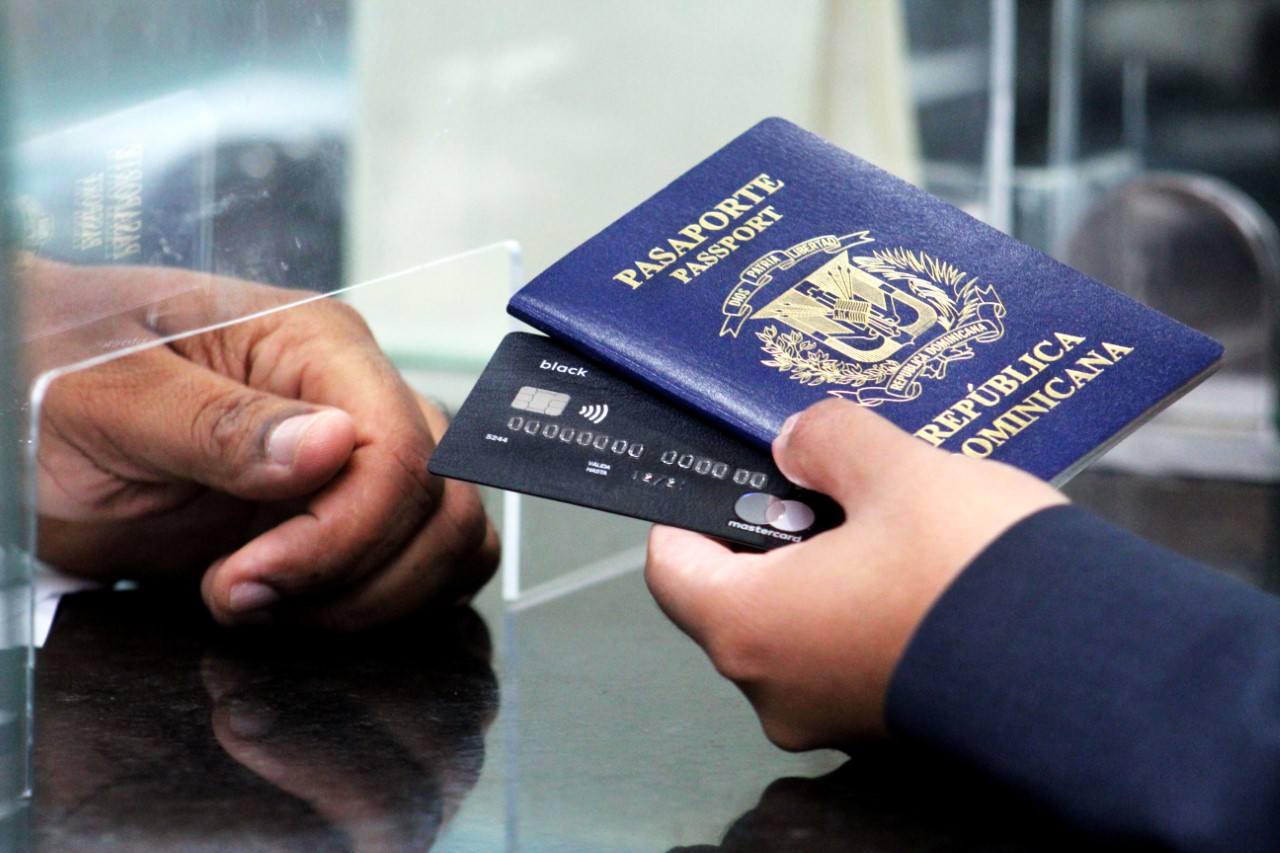 Dominicanos podrán viajar a 72 países sin necesidad de una visa