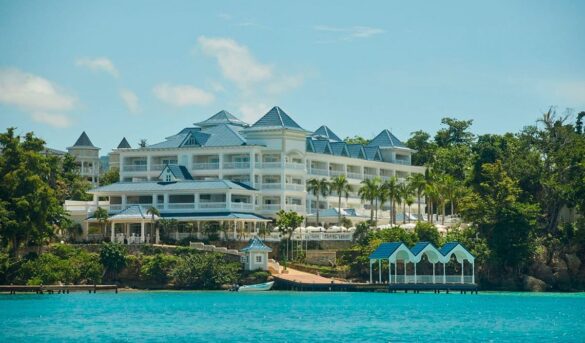 ¿Quiénes administran los hoteles del Estado dominicano y cuánto pagan?