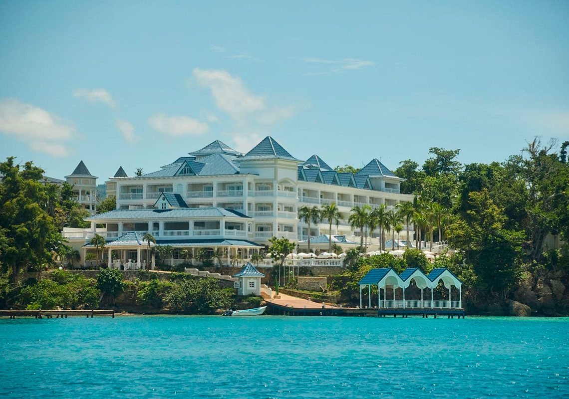 ¿Quiénes administran los hoteles del Estado dominicano y cuánto pagan?