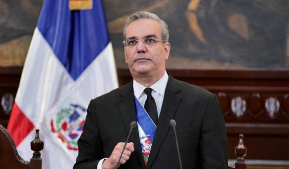 Abinader anuncia nueva ruta del Ferry desde SPM a Puerto Rico