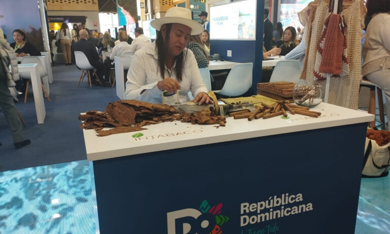 República Dominicana muestra su oferta turística en Bogotá en Anato 2024