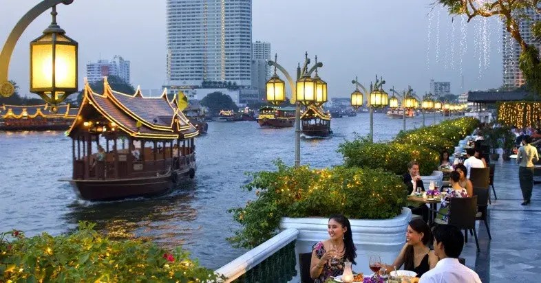 Tailandia anuncia plan de cobertura médica para viajeros en intento de reavivar el turismo