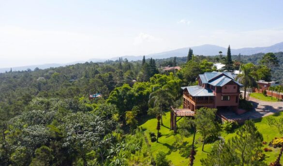 Jarabacoa: oferta ecoturística de estándar mundial