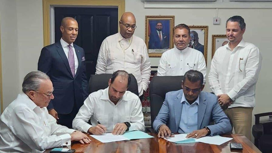 Grupo Puntacana firma acuerdo para construir y operar terminal de aeropuerto de Guyana