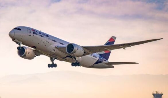 Turbulencias en vuelo Australia-Chile dejaron varios heridos, ¿qué pasó?