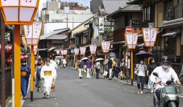 El distrito de geishas de Kioto se opone al exceso de turismo