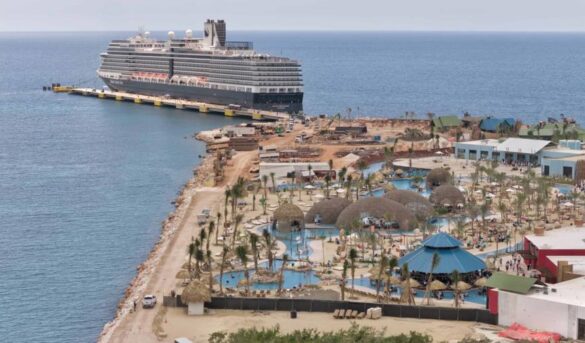 La llegada del segundo crucero a Pedernales con casi 2,000 turistas: 