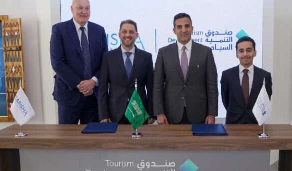 El Fondo de Desarrollo Turístico de Arabia Saudita firmó un memorando de entendimiento con Karisma Hotels & Resorts