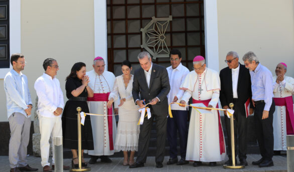 Presidente Abinader entrega Museo de la Catedral de Santo Domingo que fortalecerá la oferta turística, cultural y religiosa del centro histórico