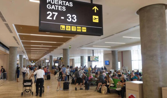 Autoridades buscan eficientizar movilidad pasajeros y mercancías en aeropuertos dominicanos