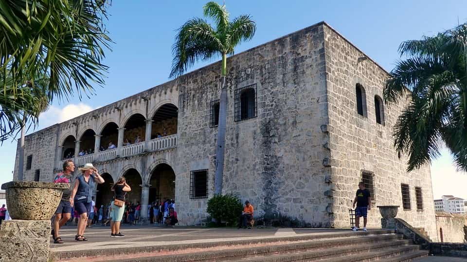 Turismo Virtual : Zona Colonial de Santo Domingo