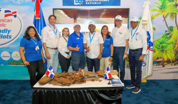 RD exhibe avances en aviación privada en feria de Estados Unidos