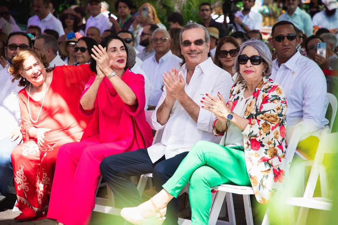 Inicia el Festival de las Flores en Jarabacoa