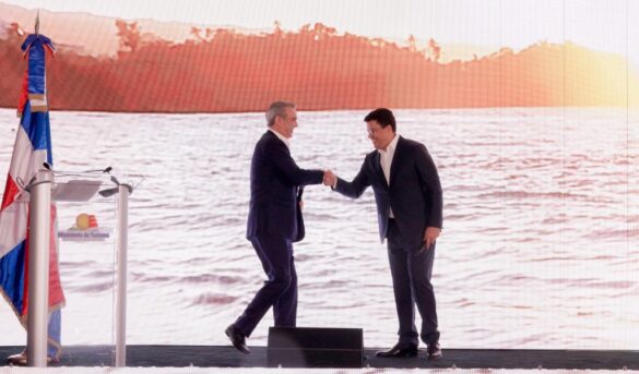 Pdte. Abinader a Ministro Collado tras inspección de la FAA: «Muy buen trabajo»