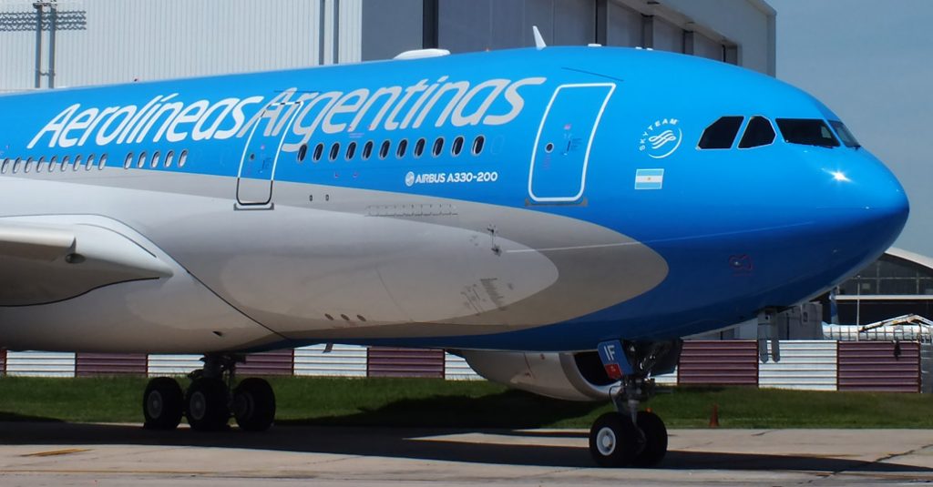 Aerolíneas Argentinas aumenta sus vuelos a Punta Cana ante competencia de Arajet