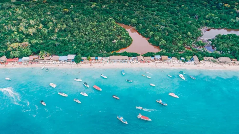 La inteligencia artificial escogió la playa más azul de Colombia: ¿de cuál se trata?