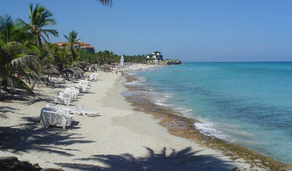 Gobierno cubano prepara este banquete en Varadero mientras el pueblo sigue sin alimentos