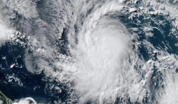 Florida está en alerta de tormenta tropical