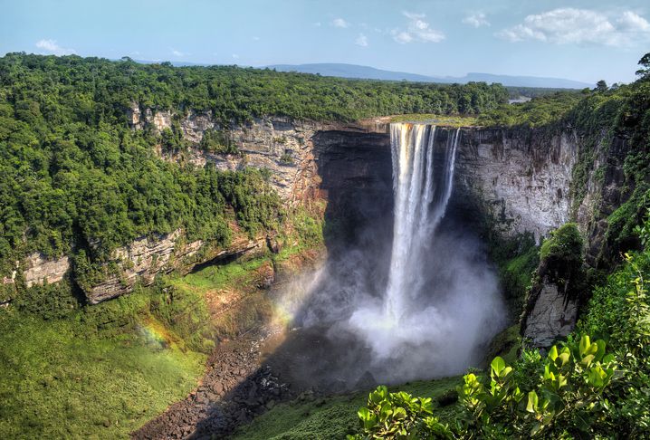 Guyana: Un Paraíso Exótico Frente a La Costa Caribeña