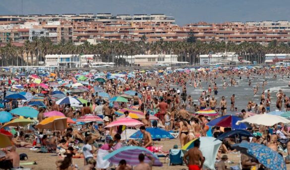 Cómo salir del bucle temporal de la especulación y del acoso al litoral