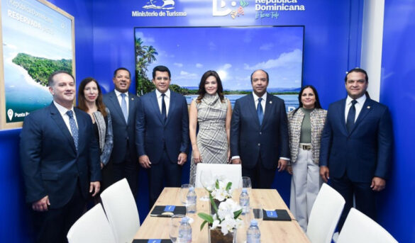 Banreservas impulsa la inversión del turismo en IFTM Top Resa