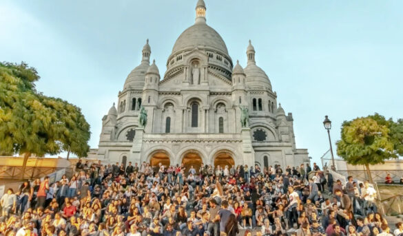 El mundo se debate entre racionalizar el turismo y atraerlo como impulso económico