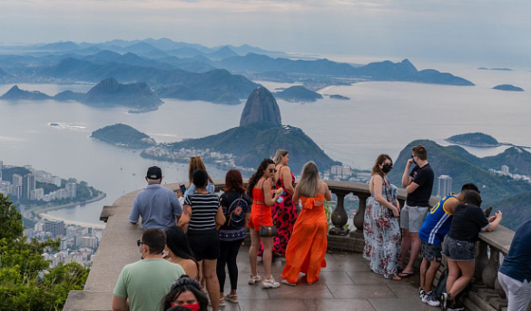 Brasil bate su récord de ingresos por turismo extranjero en 2024