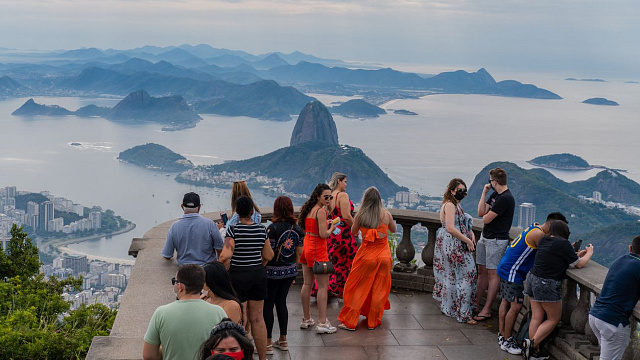 Brasil bate su récord de ingresos por turismo extranjero en 2024