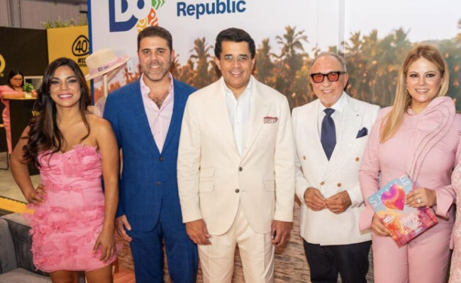 Collado promueve junto a Emilio Estefan el turismo dominicano