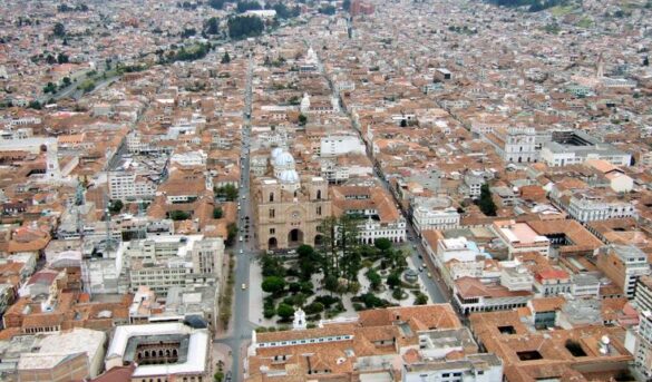 Cuenca, la joya patrimonial de Ecuador que albergará la Cumbre Iberoamericana de Jefes de Estado