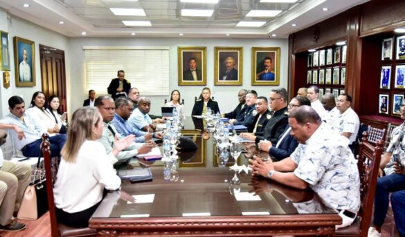 Adoptan medidas para fortalecer el orden y la seguridad