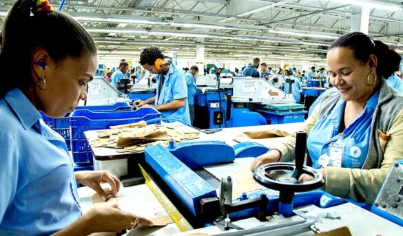 Firma Fitch Ratings ratifica solidez de la economía dominicana