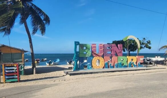 Playa Buen Hombre necesita urgente de las atenciones de las autoridades