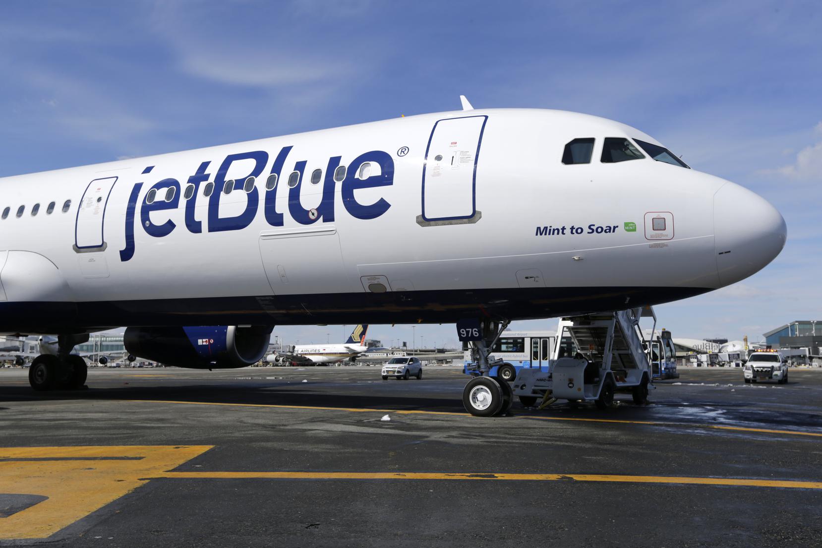 JetBlue lanza tres días de descuento a los destinos estrellas de RD