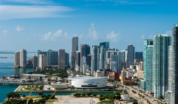 Miami, Milán y Estambul, destinos tendencia para viajar estas navidades