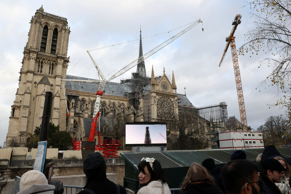 Reabre la Catedral de Notre Dame en París cinco años después del devastador incendio