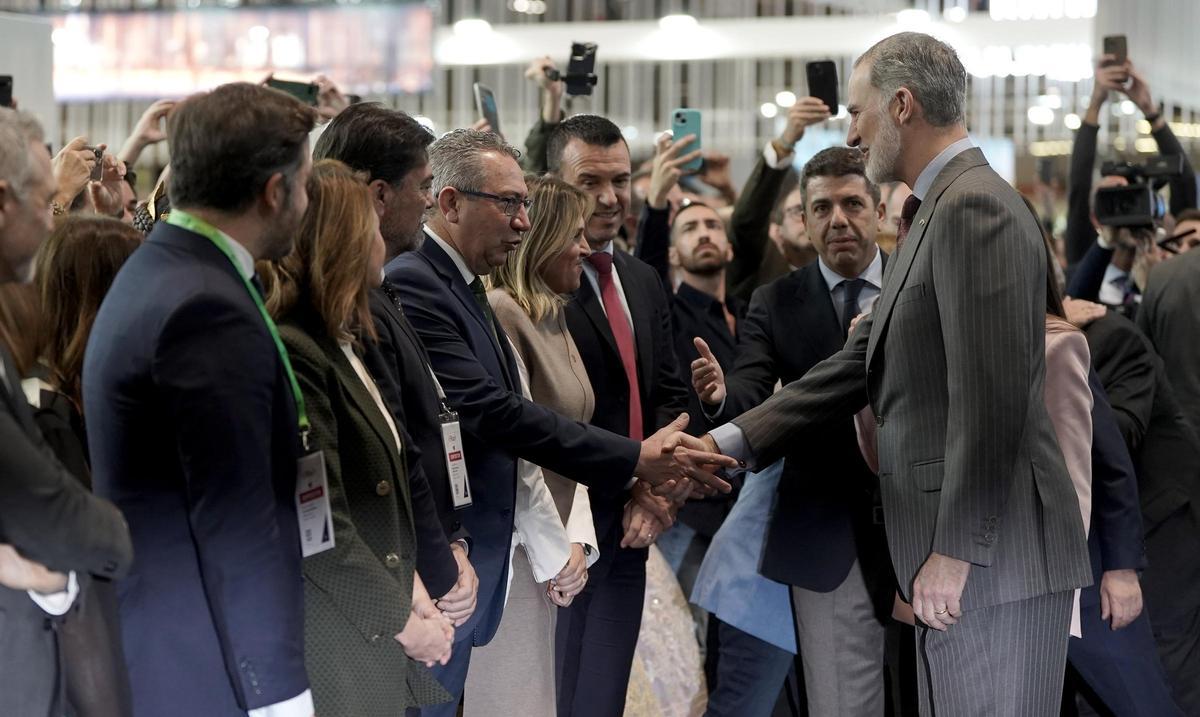 Los reyes inauguran la 45 edición de Fitur