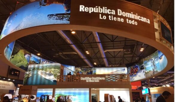 Directora de Fitur: elogia RD, la califica como expositor modélico por la calidad de sus stands”