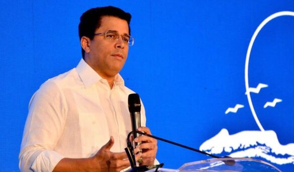 Ministro de Turismo proclama 