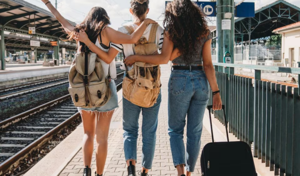 Cómo viajar en tren más barato en 2025: trucos que funcionan