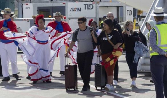 Sudamérica rebasa por primera vez a Europa en turistas hacia RD