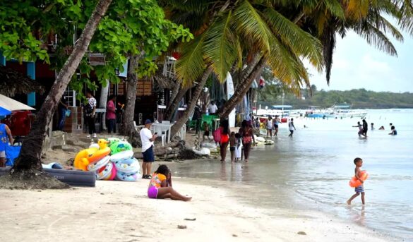 Ministro de Turismo dice que “No saldra del Mitur sin resolver problemas de Boca Chica”